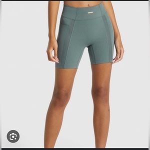NWT Whitney Simmons X Gymshark High Waisted bicycle shorts. Eucalyptus XS